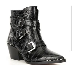 Gianni Bini Jeydda Buckle Booties